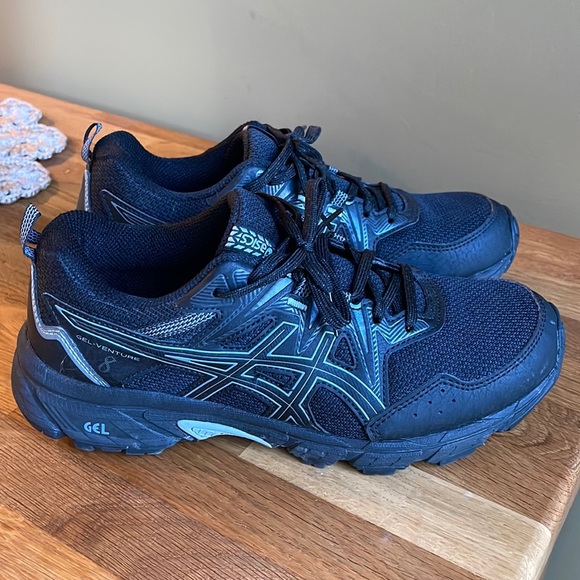 ASICS Gel-Venture 8 — Mens size 7 - Womens size 8.5 - Picture 2 of 9